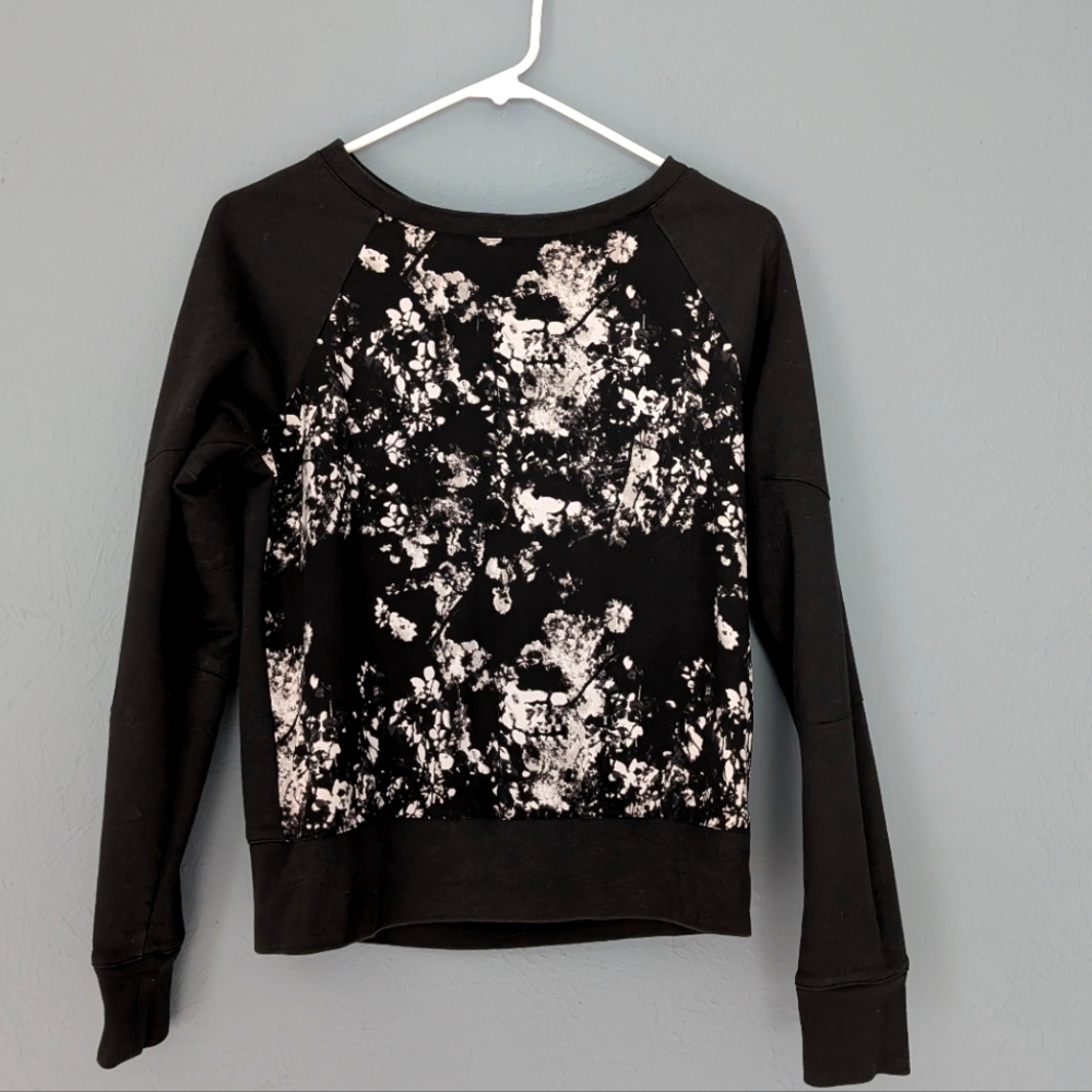 Converse‎ One Star Pullover Long Sleeve Sweatshirt Womans Size M